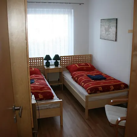 Prazdninovy Dum Holekova Praga